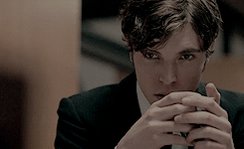 Wishing a very happy birthday to this beautiful soul aka Tom Hughes! +33. 