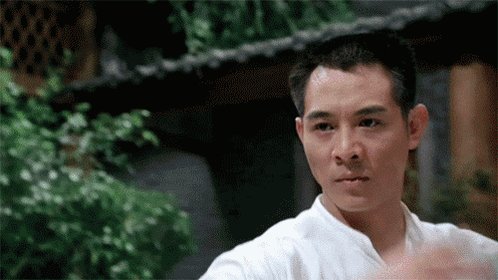 Happy birthday to the man, the myth, the Fist of Legend, Jet Li. 55 looks good on you, homie. 