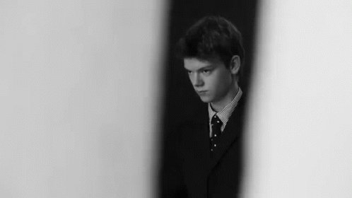 Happy Birthday to Thomas Brodie Sangster i love you honey 