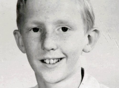 Happy Birthday Harry Nilsson. A wonderful music light. Hope the notes are nice among the clouds.    