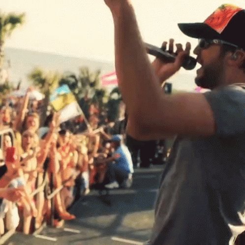  Get ready for more Luke Bryan gifs telling you happy birthday 