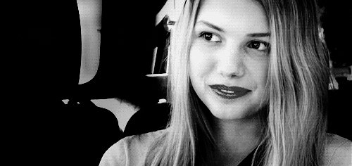 Happy Birthday  Hannah Murray    minha bb antisocial que mais amo nesse mundo  