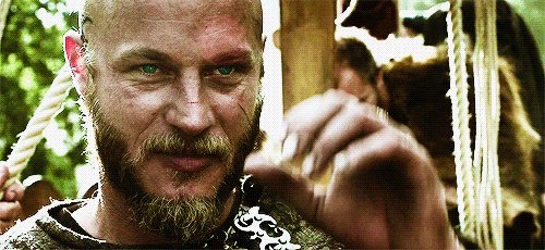 Happy birthday and Travis Fimmel!! Hope you both have amazing birthdays! 