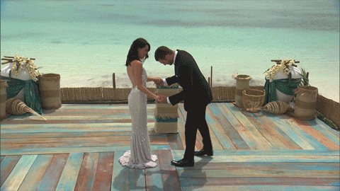 thebachelorettefinale - Bachelorette 14 - Becca Kufrin - Garrett Yrigoyen - FAN FORUM - #2 *Sleuthing Spoilers* - Page 34 Dj9tPrIUUAAYo5a