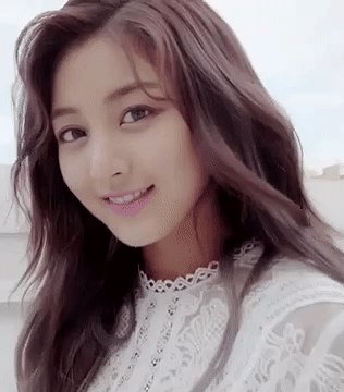 Djp9qhlvaaezrpe