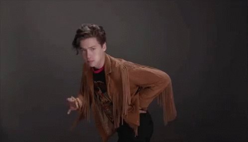 Happy birthday eto ang gif ni cole sprouse 