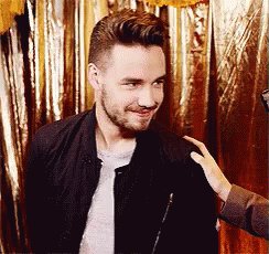 It s officially midnight in the east coast so i can now say HAPPY BIRTHDAY LIAM PAYNE!!!!! LOVE YOU LOTS 