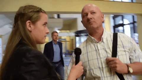 Kad "Saskaņai" uzdod neērtus jautājumus, boss neļauj atbildēt.
...kādu aprakstu tu dotu šim gifam?