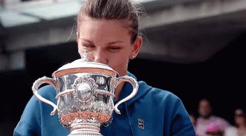 Bugün dünya 1 numaras Simona Halep\in do um günü.[27,]

Happy Birthday    