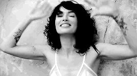 Happy birthday to the epitome of Libra excellence, Ms Lena Headey 