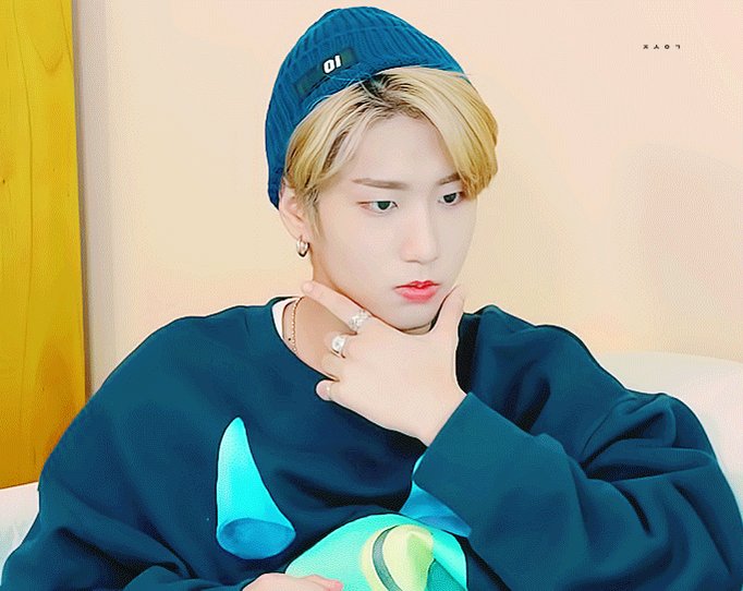 джисон предебют. джисон минхо и хенджин. хан джисон сердечко. Day6 stray kids. старший брат джисона.