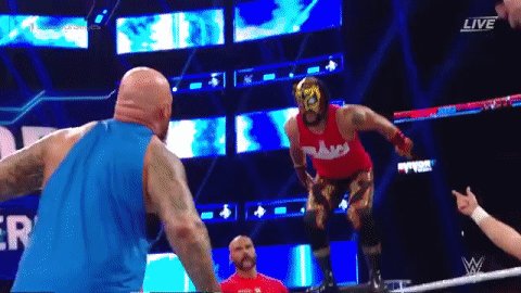 WWE Universe (@WWEUniverse) on Twitter photo 2018-11-19 00:21:12 This Crossbody just got Cross-Brothered. @LukeGallowsWWE #SurvivorSeries This Crossbody just got Cross-Brothered. @LukeGallowsWWE #SurvivorSeries
