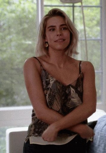 Alexandra Turshen  nackt