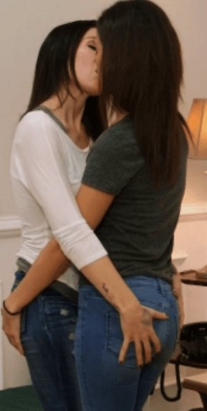 Pawgs strip group huge