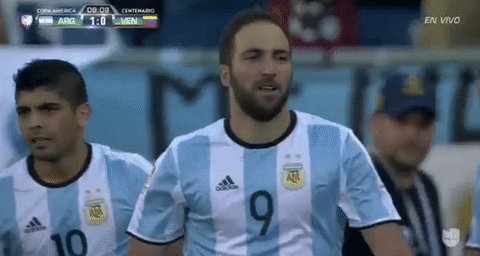 Happy 31st Birthday to Gonzalo Higuain. 

6th highest goal scorer in Argentina\s national team history. 