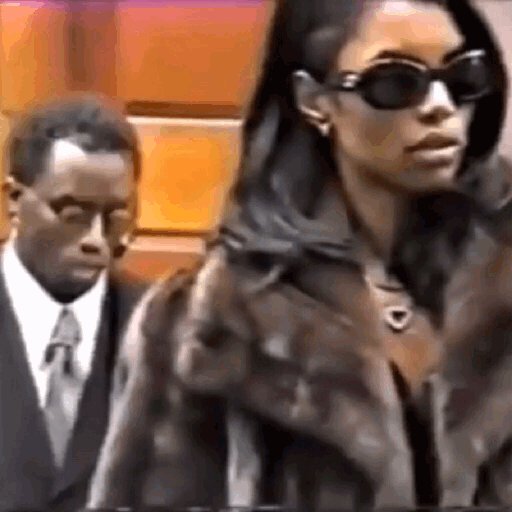 Happy 48th Birthday, Kim Porter. 