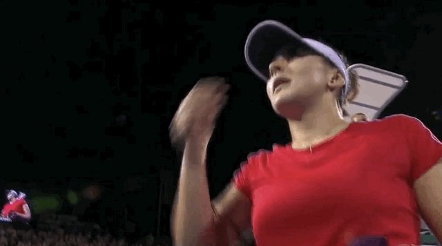 BIANCA DOES IT AGAIN!
A day following her upset of Caroline Wozniacki, @Bandreescu_ defeats the legendary Venus Williams 6-7(1), 6-1, 6-3 to reach her first WTA semi-final.
This is huge. #BiancaRising #GoCanada