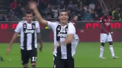 Aos que gostem muito de futebol, devem gostar do Cristiano, porque ele é o melhor jogador português de sempre, estaremos muito pendentes para sair da Arábia Saudita com o seu primeiro título com a camisola da Juve. Boa sorte! #Supercoppa #JuveMilan #CR7Juve