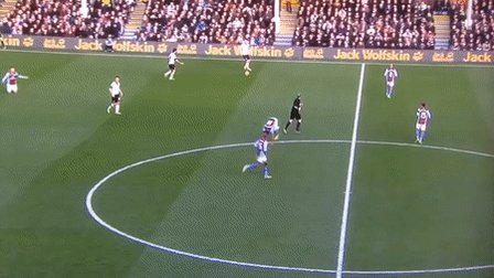 Happy Birthday Dimitar Berbatov Strolling around the pitch, doing whatever he damn-well pleased. Class. 

