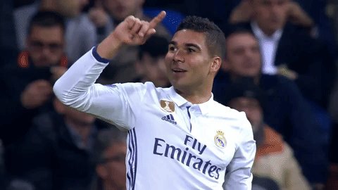 ⚪ Derbi blanco ⚪
¡¡ Con chilena de Casemiro !!
#HalaMadrid 💜
#RealMadridAtleti
#RMDerbi
#RMCopa