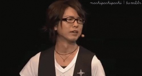 Before I forget, Happy Birthday to Hiroshi Kamiya~ love sharing a birthday with one of my favourite voice actors. 