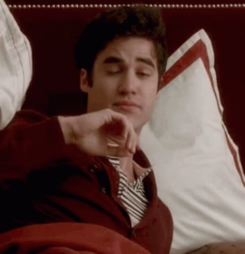 HAPPY BIRTHDAY TO DARREN CRISS WHO IS MY DREAM MAN BESIDES THE FACT THAT HE IS STRAIGHT AND 32 