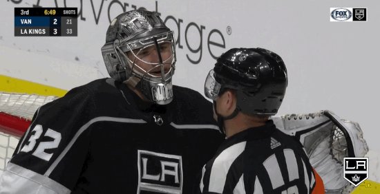 "So what'd you get the wife for Valentine's Day?" #GoKingsGo https://t.co/MssRe4Qq4O