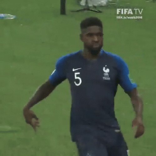 Back in the squad😍😍 @samumtiti
#OLBarça #ForçaBarça #UCL #BigSam