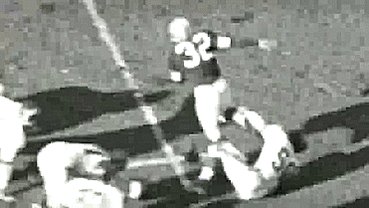 Happy bday to the running back GOAT, Jim Brown! 