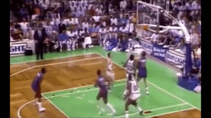 Happy Birthday to NBA Hall-of-Famer Robert Parish!      