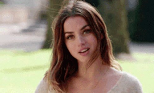 A very happy birthday to the supremely talented and stunningly beautiful Ana De Armas! 