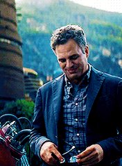  Happy Birthday to Mark Ruffalo, a.k.a. Bruce Banner/The Hulk 