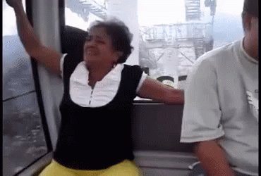 Doña Gloria En El MetroCable GIF