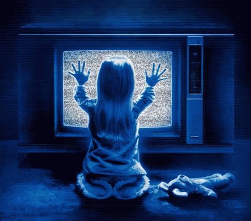 Poltergeist Carolann Watchi...