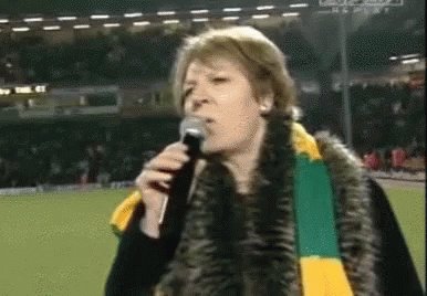  Happy 80th birthday to Delia Smith !! Let\s be \avin you !!      