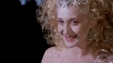 Happy Birthday Carol Kane
Born 1952
As the Ghost of Christmas Present in Scrooged. Best ghost ever! 