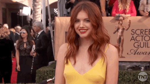 HAPPY BIRTHDAY HANNAH MURRAY
A maior atriz meus amoress 
