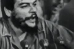 El Che Guevara Hablando Por Microfono GIF