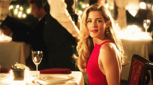Happy birthday Emily Bett Rickards        