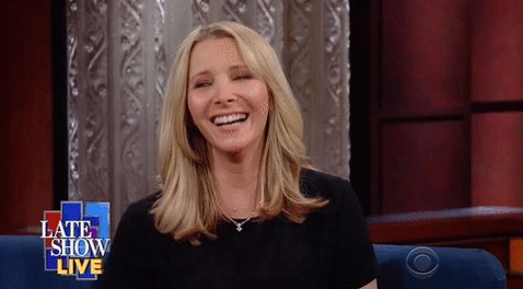 Everytime i heard lisa\s laugh it increase my lifespan for one year, happy birthday lisa kudrow!!  