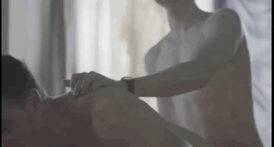 GIF of the Day: Birthday Boy Cameron Monaghan in his birthday suit.  