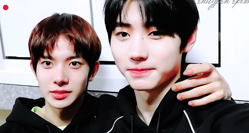 all about heehoon 🦌🐧 / Twitter