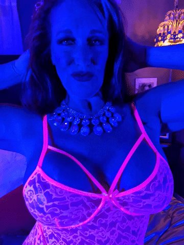 Who wants to play???😻😻😻 https://t.co/iuR9u23vFH<a href="/tag/sexy"class="tags"><span>#sexy</span></a><a href="/tag/bigboobs"class="tags"><span>#bigboobs</span></a><a href="/tag/milf"class="tags"><span>#milf</span></a><a href="/tag/bigboobsalert"class="tags"><span>#bigboobsalert</span></a>