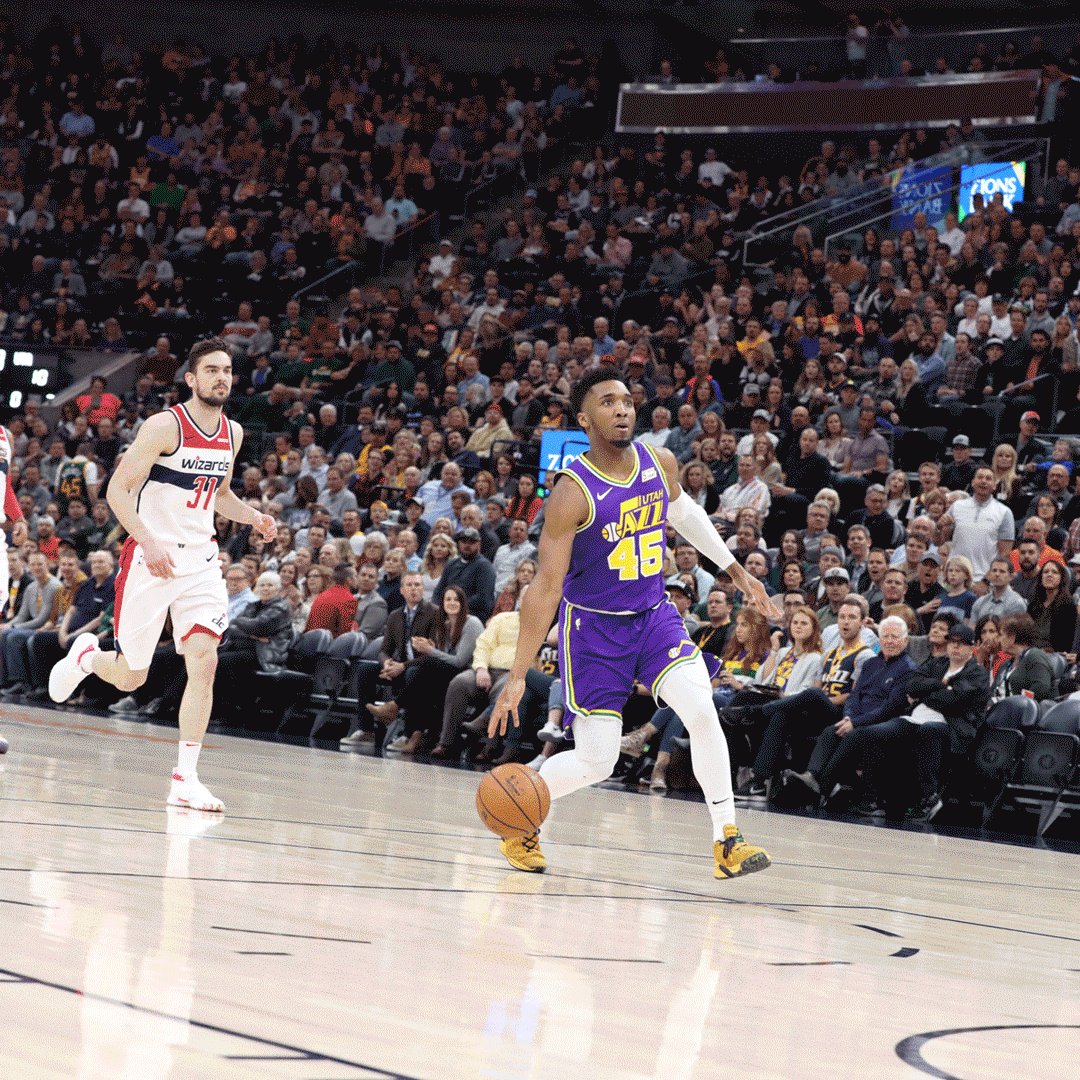 Donovan dunking. That's the tweet.#NBADunkWeek