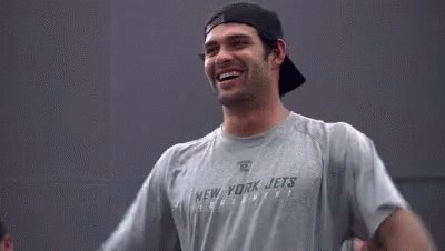 Mark Sanchez anunció su retiro de la NFL, después de 10 años en la liga y se convertirá en analista de football colegial en ESPN.-Jugó con Jets (2009-12), Eagles (2014-15), Cowboys (2016) y Redskins (2018).-Pasó para 15,357 yardas, con 86 TDs y 89 INTs.-Récord de 37-36.