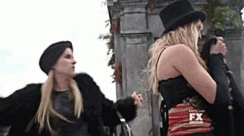 my rising and my sun sign battling it out for dominance over my personality today https://t.co/jaI5P