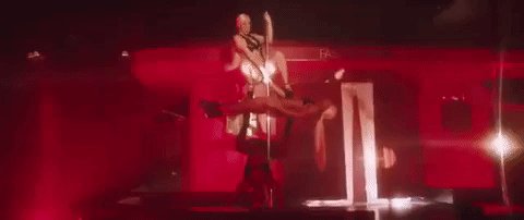 Lawd they got @GotDamnZo teaching @JerryOShow pole dancing😂😂. I laughed so hard. #ItsFriday #jerryoconnell #WendyWilliams #jerryoshow