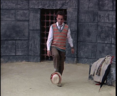 A Happy 76th Birthday to Lucky \"Number.7\" himelf Sylvester McCoy! A many happy returns good sir!  