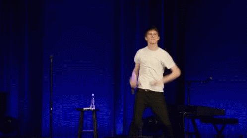 Happy birthday Bo Burnham *yay* 