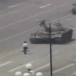 @China Don't look now but your #TiananmenShame is showing again... @PDChina @XHNews 审查制度是弱者和不义者的特征 #HongKongProtests #HonKong #HongKongAirport #HongKongProtesters#HongKongPolice